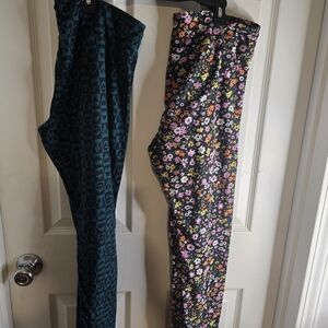 2 LuLaRoe Teal and Floral Leggings
